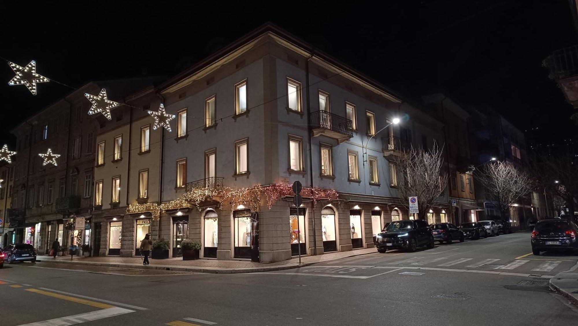 Appartamento Aleph With Private Parking, Next Train Station Como Exteriér fotografie