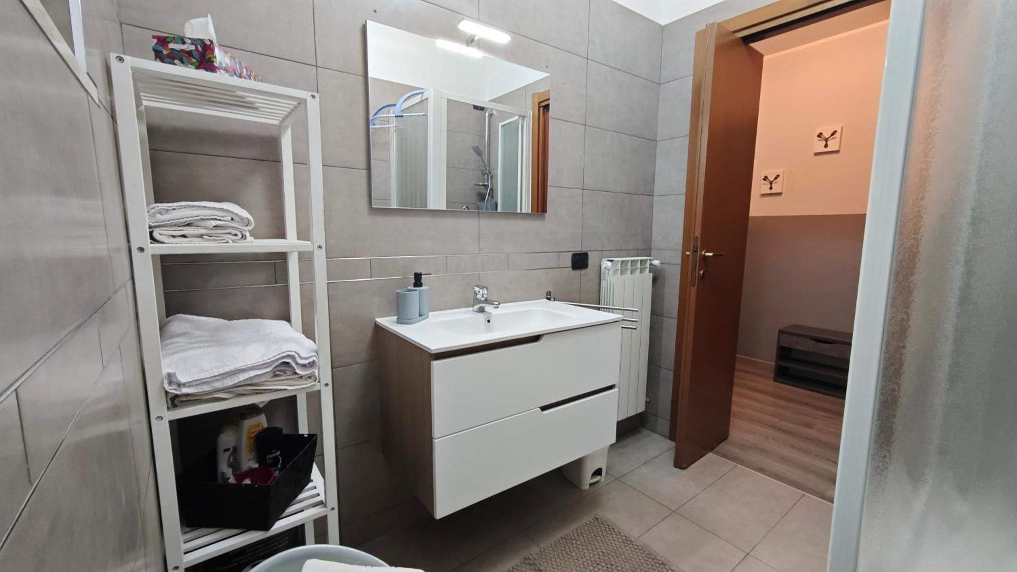 Appartamento Aleph With Private Parking, Next Train Station Como Exteriér fotografie