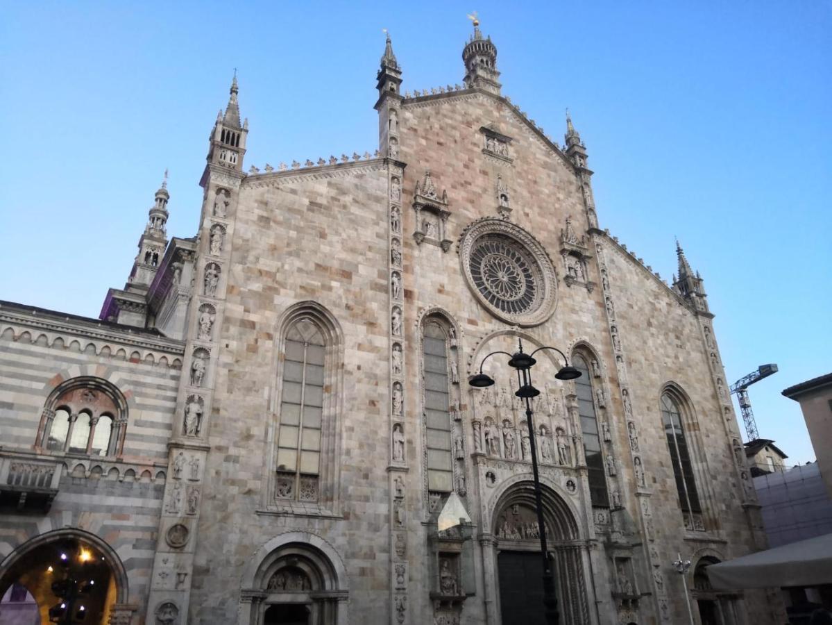Appartamento Aleph With Private Parking, Next Train Station Como Exteriér fotografie